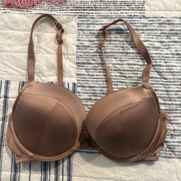 SOLD SOLD SOLD - Picture 3 of 4